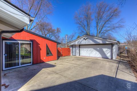 20 Pleasant St, Hoffman Estates, IL 60169 photo 30