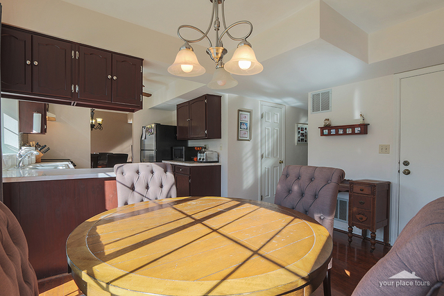 3233 Gresham Ln E, Aurora, IL 60504 photo 7