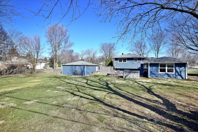 313 68th St, Darien, IL 60561 photo 25