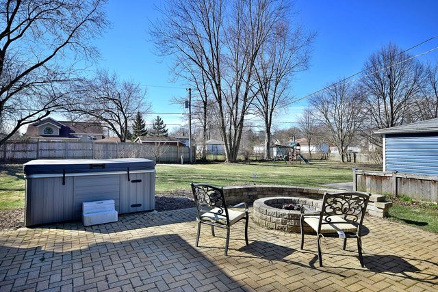 313 68th St, Darien, IL 60561 photo 23