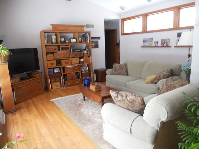 28415 Highview Rd, Mchenry, IL 60051 photo 5