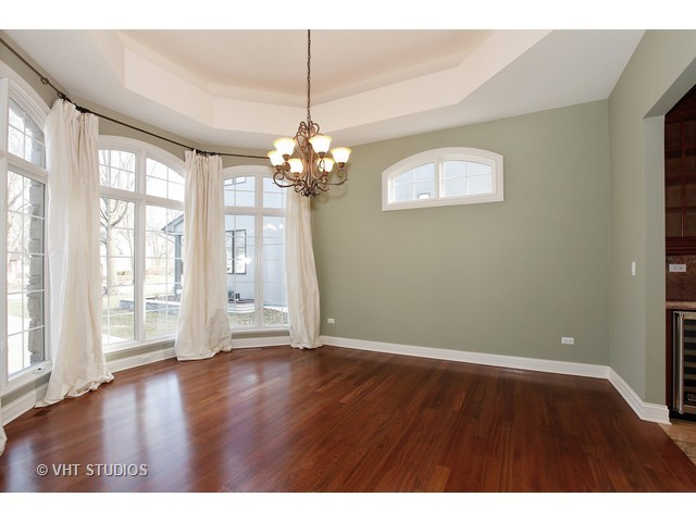 711 N Wright St, Naperville, IL 60563 photo 7