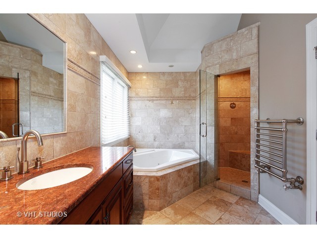 711 N Wright St, Naperville, IL 60563 photo 16