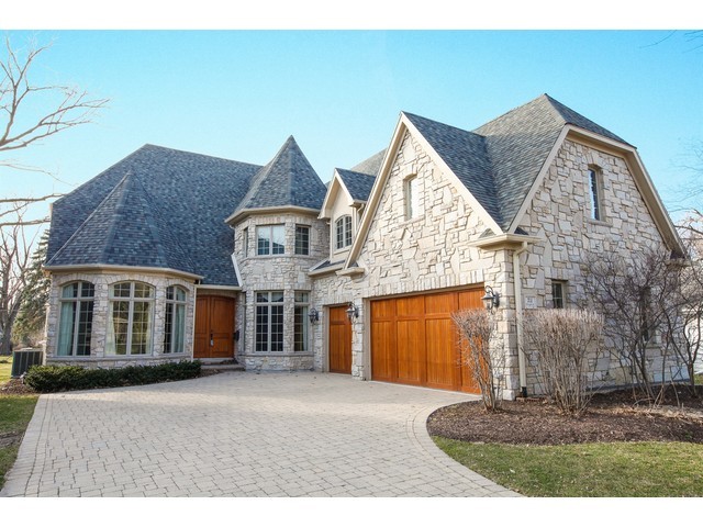 711 N Wright St, Naperville, IL 60563 photo 1
