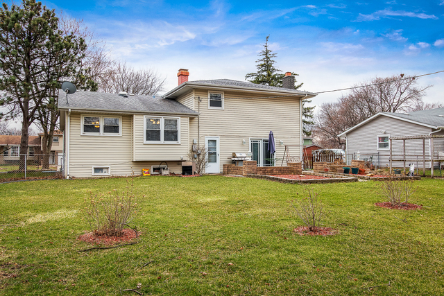 1104 E Alder Ln, Mount Prospect, IL 60056 photo 24