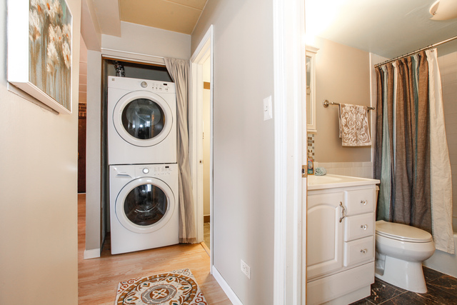 204 E Bailey Rd #A, Naperville, IL 60565 photo 13