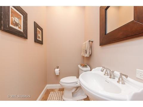 602 Stonegate Ter, Glencoe, IL 60022 photo 23