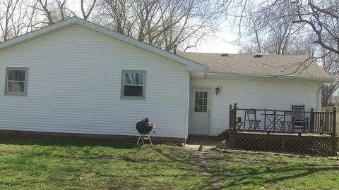 6353 E Flora St, Kankakee, IL 60901 photo 3