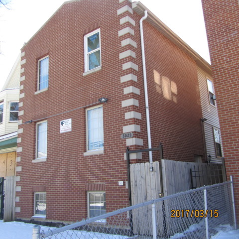 3021 E 79th St, Chicago, IL 60649 photo 1