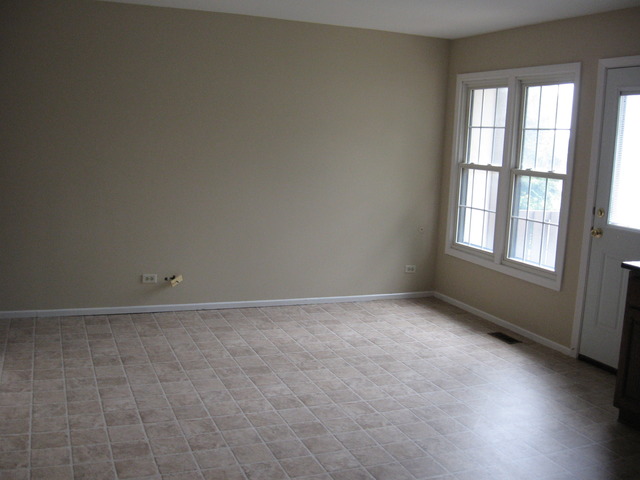 1126 Oakview Dr, Wheaton, IL 60187 photo 7