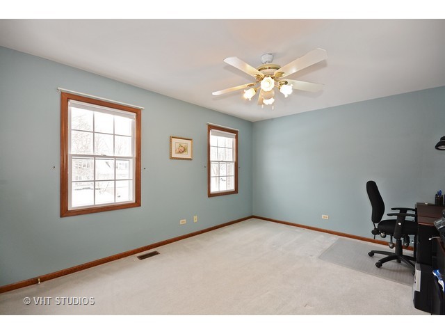 1133 Johnson Dr, Naperville, IL 60540 photo 15