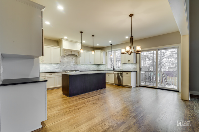 841 N Eagle St, Naperville, IL 60563 photo 10