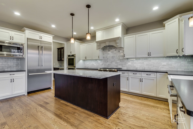 841 N Eagle St, Naperville, IL 60563 photo 6