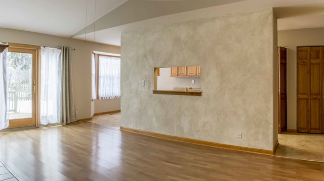 3109 Eugene Ln, Aurora, IL 60504 photo 4