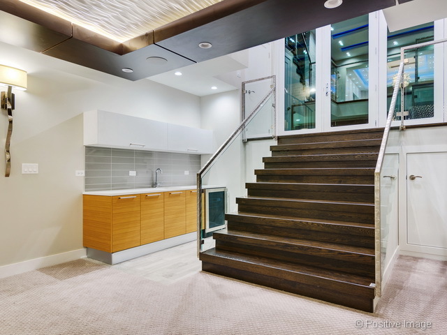 3757 N Wayne Ave, Chicago, IL 60613 photo 23