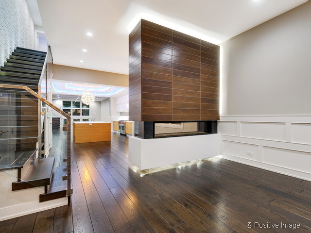 3757 N Wayne Ave, Chicago, IL 60613 photo 4