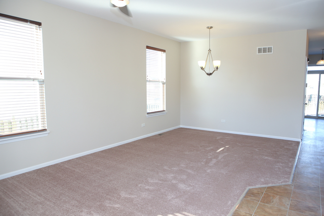 1905 Glacier Ridge Dr, Plainfield, IL 60586 photo 3