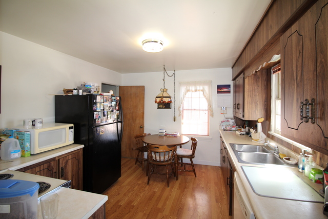 801 E 11th St, Lockport, IL 60441 photo 8