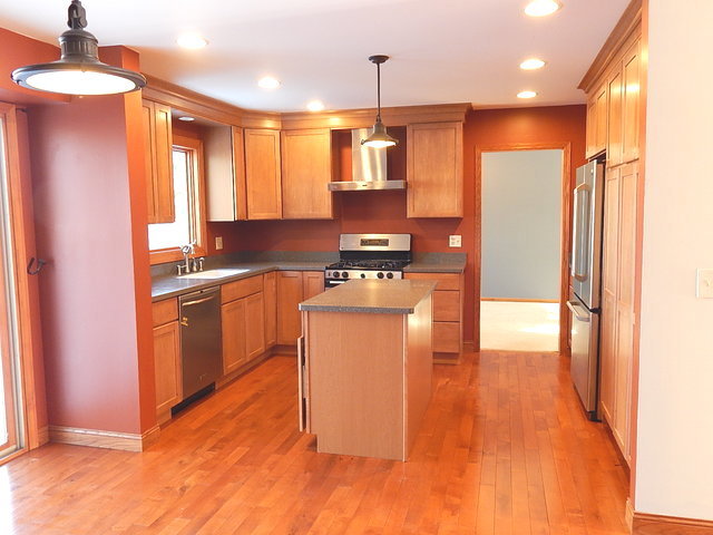 377 Teal Rd, Lindenhurst, IL 60046 photo 10