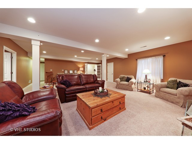 1237 Barkston Ln, Aurora, IL 60502 photo 15