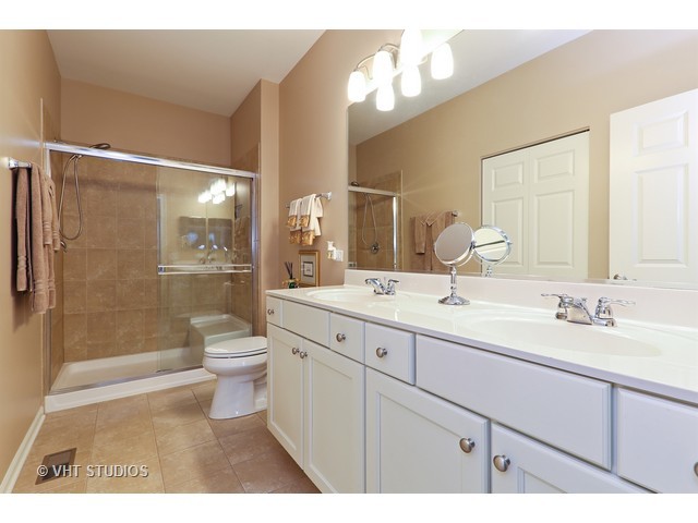 1237 Barkston Ln, Aurora, IL 60502 photo 11