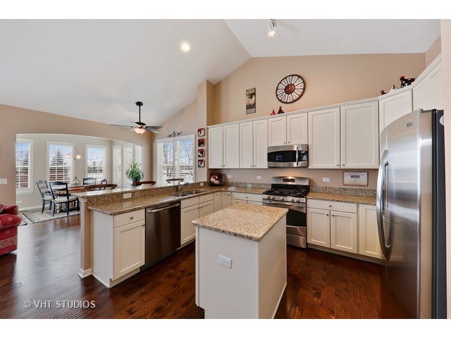 1237 Barkston Ln, Aurora, IL 60502 photo 7