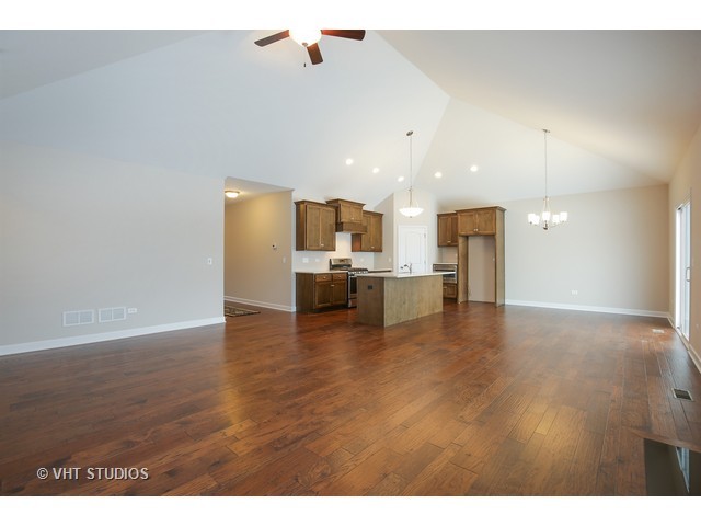 3640 Ancient Oak Dr, Elgin, IL 60124 photo 8