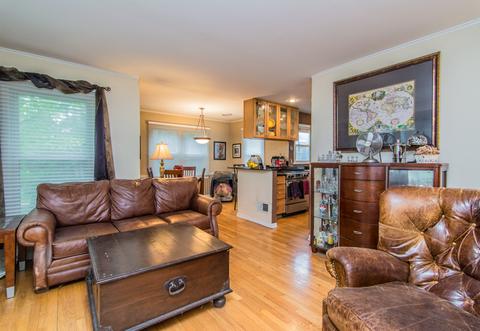 1623 Whitcomb Ave, Des Plaines, IL 60018 photo 8