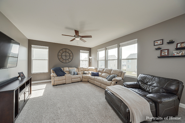 1605 Elysium Dr, Minooka, IL 60447 photo 11