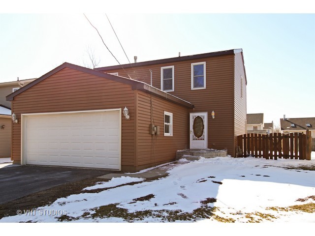 509 Venice Rd, Lakemoor, IL 60051 photo 1