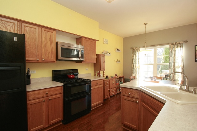 2617 Oak Tree Ln, Plainfield, IL 60586 photo 8