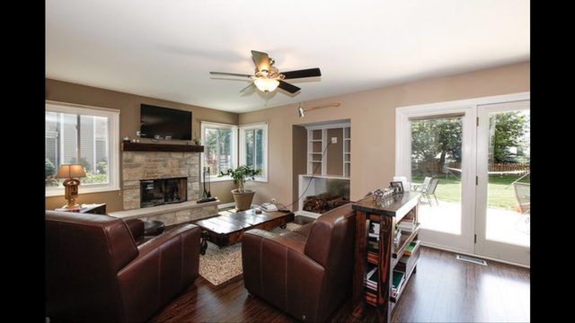 584 Covered Bridge Dr, Elgin, IL 60124 photo 5