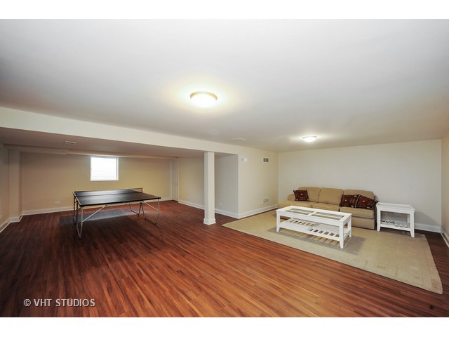  1943 Barberry Rd, Northbrook, IL 60062 photo 8