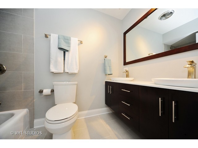  1943 Barberry Rd, Northbrook, IL 60062 photo 12