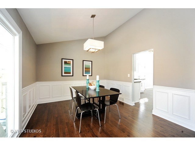  1943 Barberry Rd, Northbrook, IL 60062 photo 7