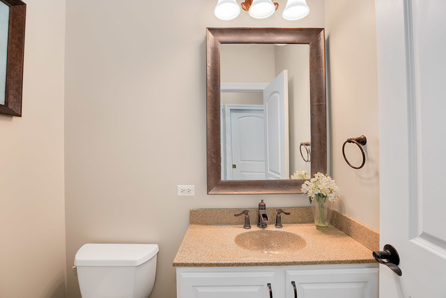 706 Wakeman Ave, Wheaton, IL 60187 photo 5