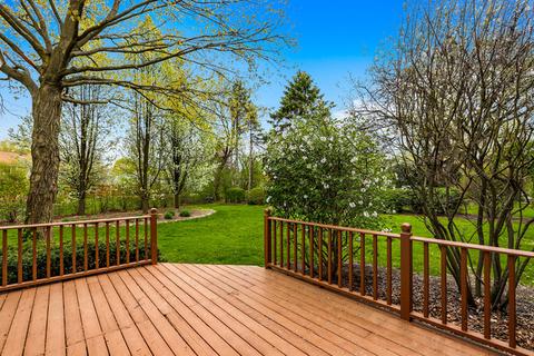 1593 Wadsworth Rd, Wheaton, IL 60189 photo 29