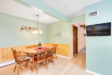 1593 Wadsworth Rd, Wheaton, IL 60189 photo 10