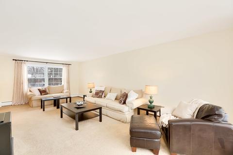 1593 Wadsworth Rd, Wheaton, IL 60189 photo 5