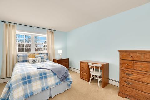 1593 Wadsworth Rd, Wheaton, IL 60189 photo 18