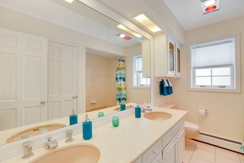 1593 Wadsworth Rd, Wheaton, IL 60189 photo 20