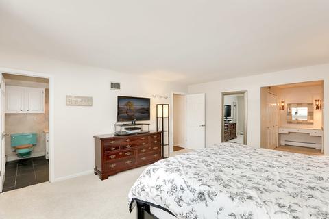 1593 Wadsworth Rd, Wheaton, IL 60189 photo 23
