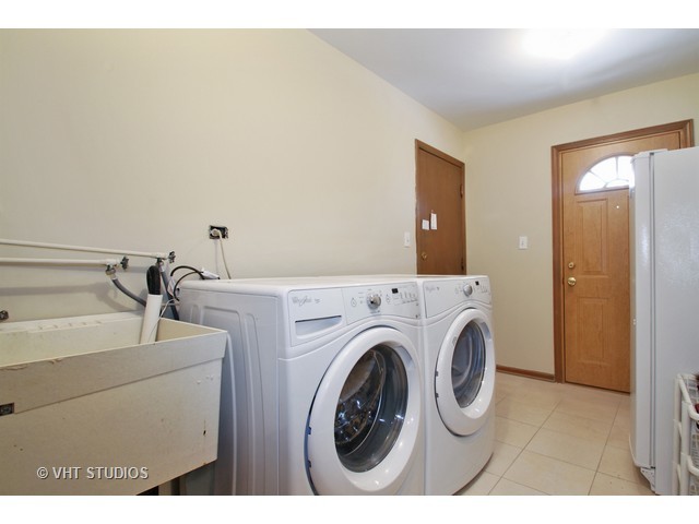 3113 Sandy Ln, Glenview, IL 60026 photo 12