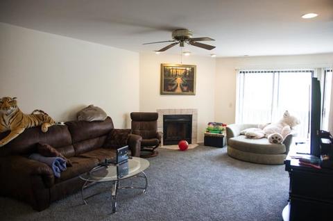 2960 Northampton Dr #B2, Rolling Meadows, IL 60008 photo 6