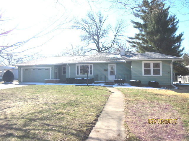 1122 Park Ln, Dixon, IL 61021 photo 1