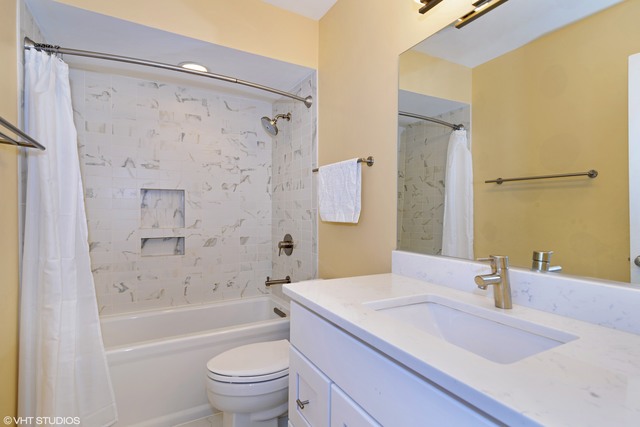 1245 Devonshire Rd, Buffalo Grove, IL 60089 photo 20