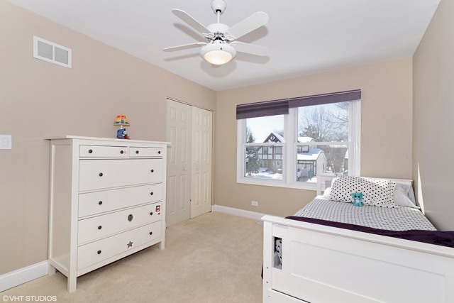 1245 Devonshire Rd, Buffalo Grove, IL 60089 photo 17
