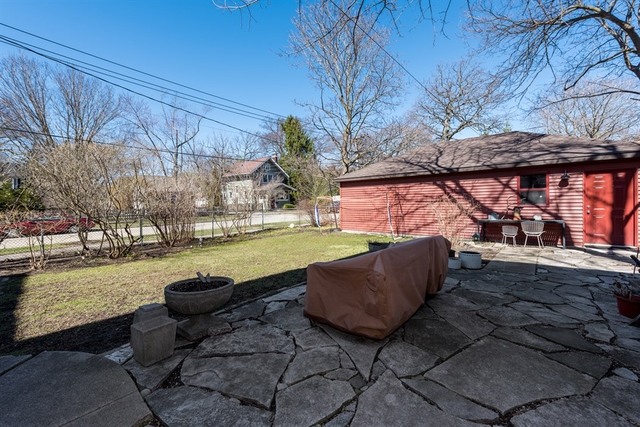 2425 Hartzell St, Evanston, IL 60201 photo 25