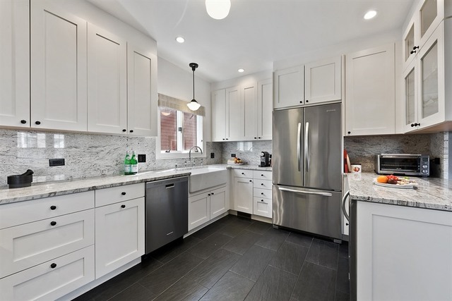 2425 Hartzell St, Evanston, IL 60201 photo 5