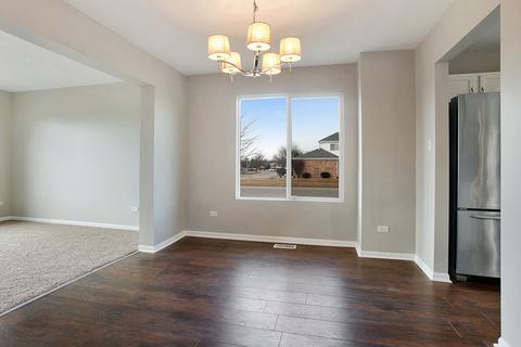 655 Academy Ave, Matteson, IL 60443 photo 5